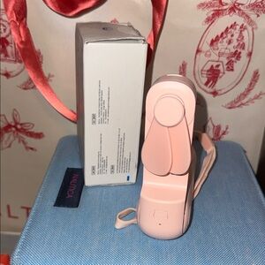 Oavipo Mini Portable Fan in Pink